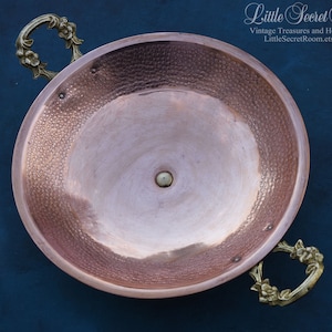 Antieke koperen kom met messing handgrepen: groot Frans landhuisdecor