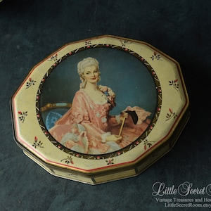 Vintage Marie Antoinette Box - Etsy