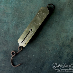 Vintage Brass Pocket Balance: Fishing Weighing Scale, Rustic Industrial Decor
