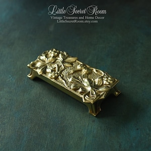 Vintage Messing Stempelkasten: Jugendstil Blümchen Brombeere Dekor