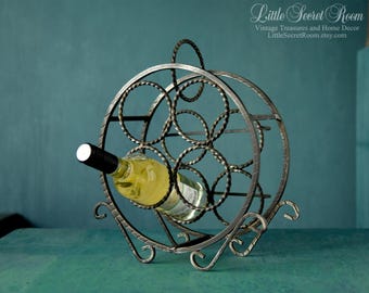 Vintage smidesjärnsvinställ, rustik fransk lantlig flaskhållare, metallvinställ, lantlig köksinredning, present till vinälskare