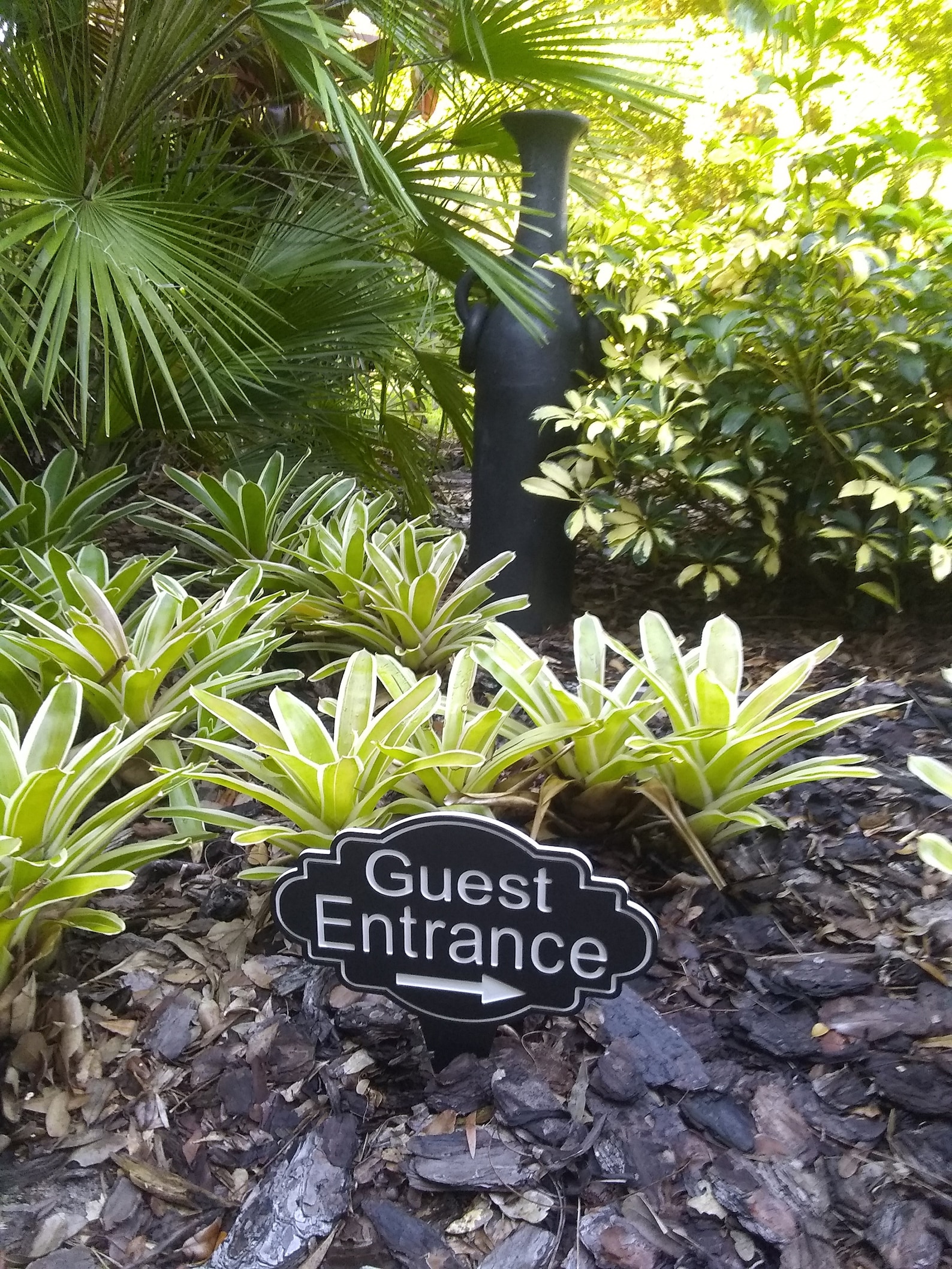 Guest Entrance Sign, Welcome Suite Guest Quarters, Airbnb Guest Room ...