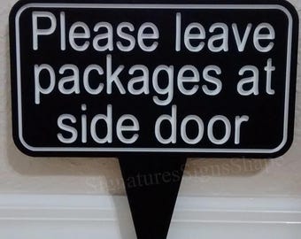 Por favor, deje los paquetes en la puerta lateral, Por favor, deje los paquetes aquí, Por favor, deje los paquetes en la puerta principal, Deje todas las entregas en la puerta principal