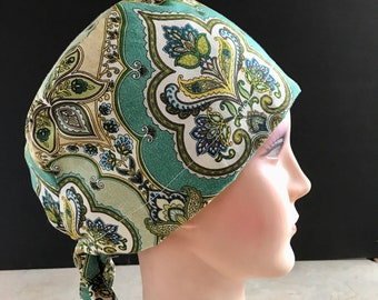Floral Scrub Cap: Cotton Nurse&#39;s Hat with Buttons