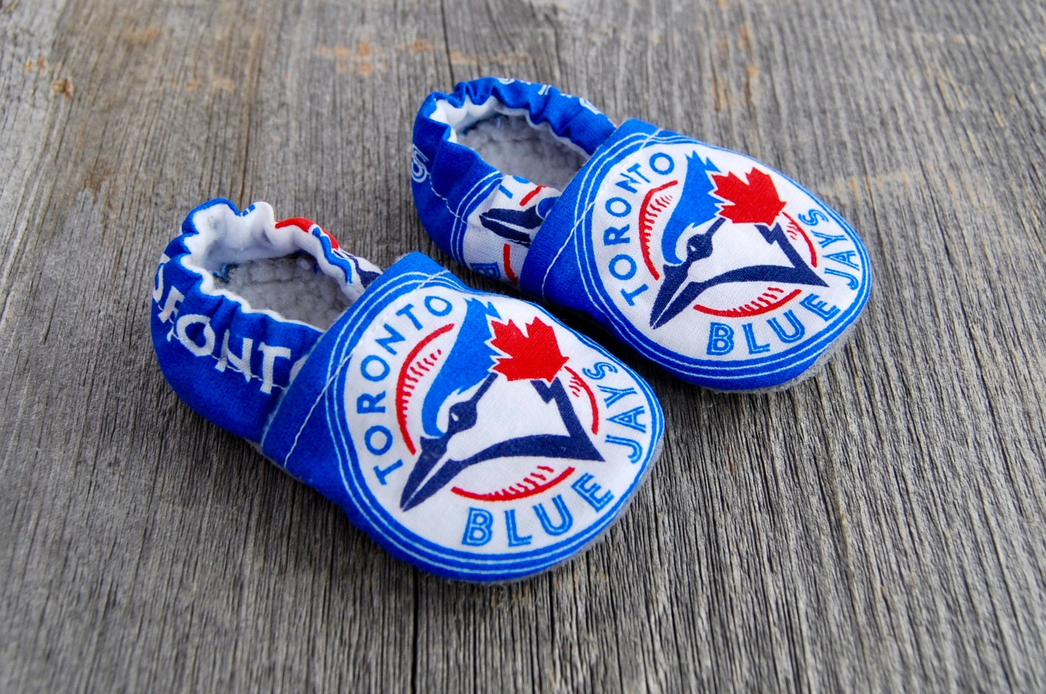 Toronto Blue Jays Baby Booties Stay on Booties Blue Jays Etsy Canada