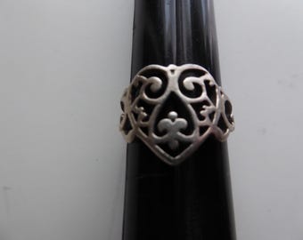 Anillo de corte de filigrana en forma de corazón de ley vintage Sz 6.5