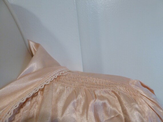 Vintage Satin TruLure Pink Embroidered Bed Jacket… - image 10