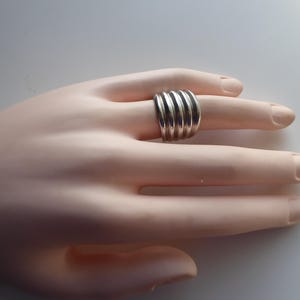 Vtg Artisan Made Sterling Silver Ribbed Wide Band Ring