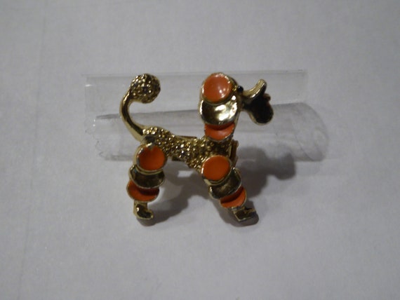 Gerrys Vintage Gold Tone and Orange Enamel Poodle… - image 5