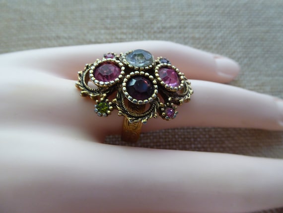 Vintage 1970s Sarah Coventry Austrian Lites Ring Gold Tone With