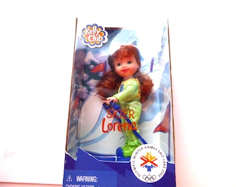 Vintage Barbie's little Sister Kelly Club Skierin Lorena Teil der Olympischen Serie 1997