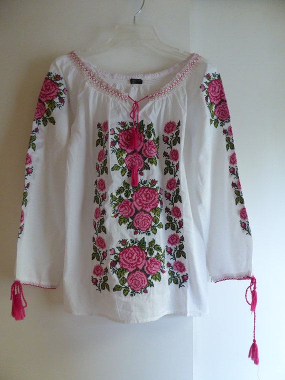 Vintage Womens S Bohemian Hand Embroidered Cross S