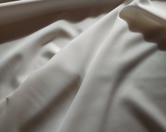 OFERTA*** Forro de felpa pongee de poliéster color blanco hueso; 152 cm de ancho; ideal para vestidos de graduación, damas de honor, novias; decoración del hogar; precio por yarda