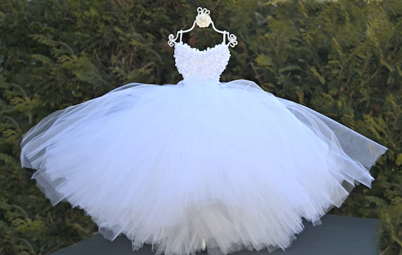 Cinderella Gown Centerpiece, Fairytale Wedding,  White Wedding Gown Centerpiece, Sweet 16/Quinceañera Centerpiece