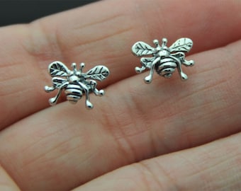 Tiny Sterling Silver Fly Post Earrings, bug stud Silver Jewelry, Silver Earrings, Silver Stud Earrings fly Jewelry, cartilage, tragus, helix
