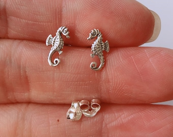925 Sterling Silber Ohrstecker, Winzige Sterling Silber Seepferd Seepferdchen Ohrstecker, Knorpel, Helix. Tragus