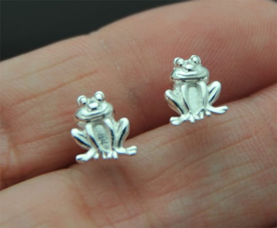 925 Sterling Silver Frog, Toad Stud Earrings, Frog Cartilage Stud