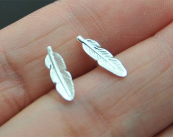 925 Sterling Silver feather Stud Earrings, feather cartilage stud - Tiny Leaf Studs - leaf post earring