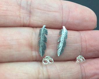 Oxidized 925 Sterling Silver feather Stud Earrings, feather cartilage stud - Tiny Leaf Studs - leaf post earring