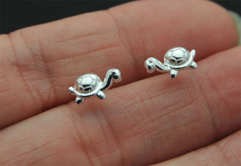 Sterling Silver Sea Turtle Stud Earrings Tiny Turtle Etsy