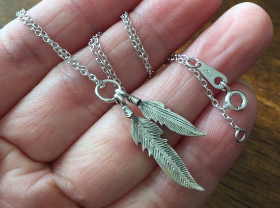 Oxidized sterling silver - Small 2 feathers Necklace. feather necklace. Tiny charm Necklace. Everyday Jewelry, Minimum Jewelry