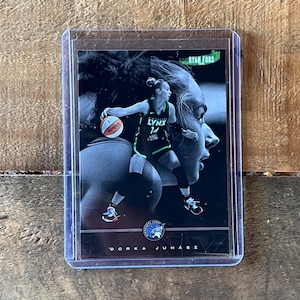 ドルカ ユハズ - 2024 WNBA シリーズ 3 カード 2