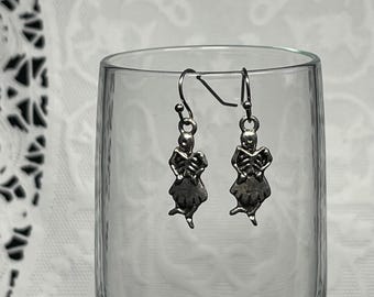 Dancing Skeleton Earrings: Spooky Goth Halloween Jewelry