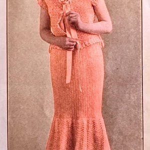 Vintage CROCHET PATTERN 1916 Women’s white Long Skirt  #023
