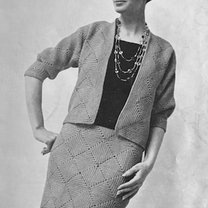 CROCHET PATTERN Vintage Motif Top and Skirt Pattern. 1970s Retro. Instructions for sizes Small and Medium. PDF Digital Download.