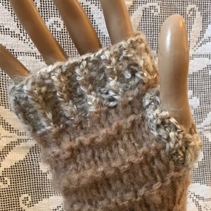 Baboushka Arm Gloves