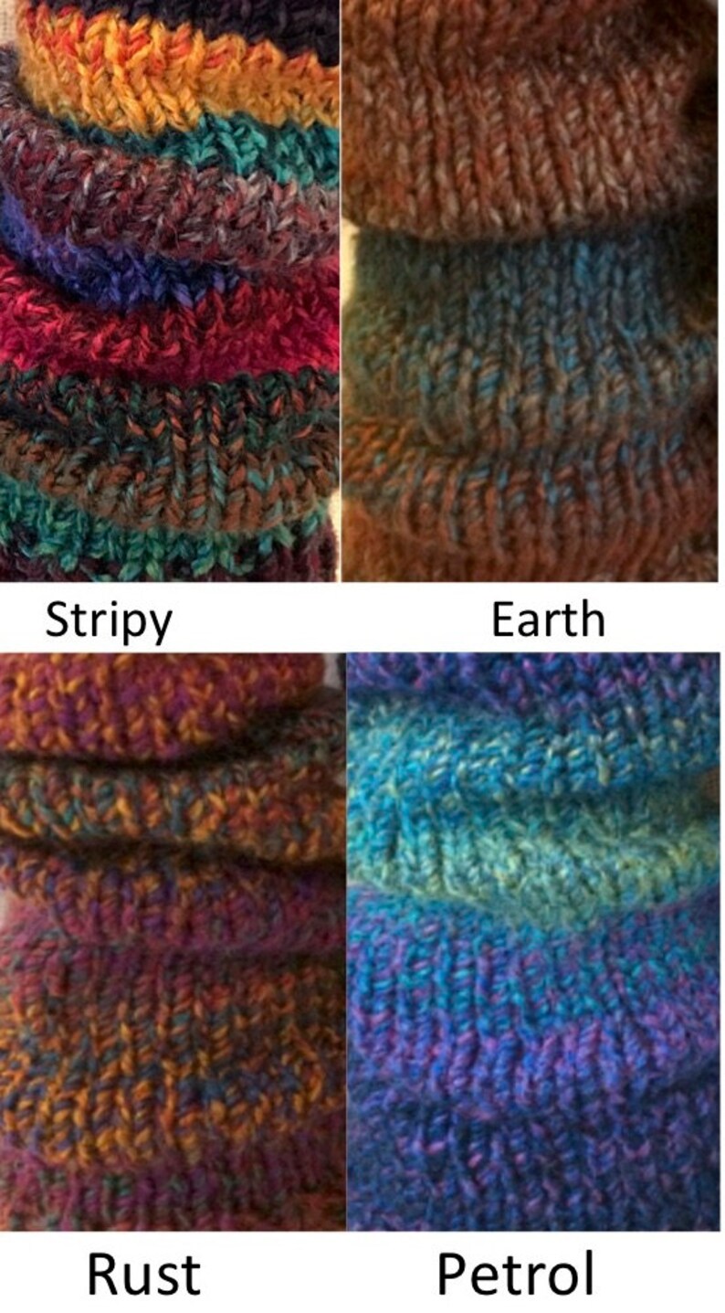 K&ouml;nnte beinhalten: Vier Nahaufnahmen von verschiedenen Garntexturen. Das Garn ist eine Mischung aus braunen, blauen, violetten und orangen Farben. Das Garn ist mit "Stripy", "Earth", "Rust" und "Petrol" beschriftet.