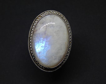 Moonstone Ring Stainless Steel Ring  Natural White Moonstone Ring White Labradorite Ring Witch Ring Magical Jewelry Custom Jewelry Moon Rock