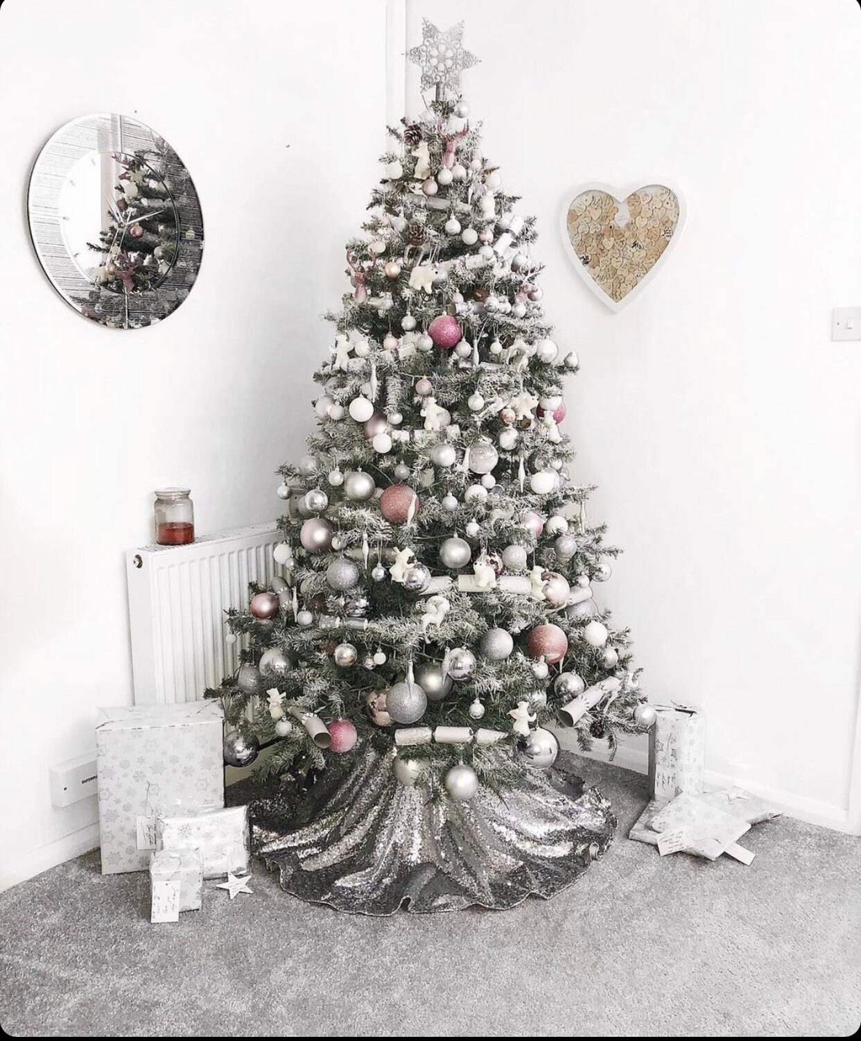 silver sparkle tree skirt
