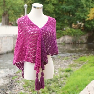 Lacy shawl crochet pattern - Sweet pea shawl, instant download crochet pattern, US terms and UK terms, low vision and mobile friendly