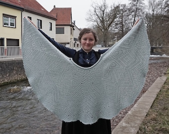 Elegant bridal lace capelet or shawl Tunisian crochet pattern - Delicate lacy shawl pattern for weddings with chart - Jolly larimar capelet