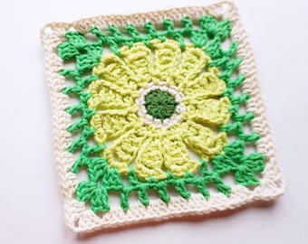 Vintage flower granny square crochet pattern - PDF Instant download crochet pattern