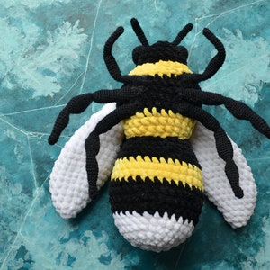 Realistic bumblebee amigurumi pattern crochet bee pattern bee toy with movable legs Digital crochet pattern image 10