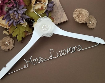 Personalized Dress Hanger || Bridal Hanger || Bridal Shower Gift || Bridal Party || White Coat ||