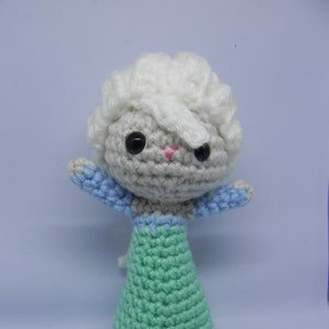 Crochet Elsa Doll bild 1