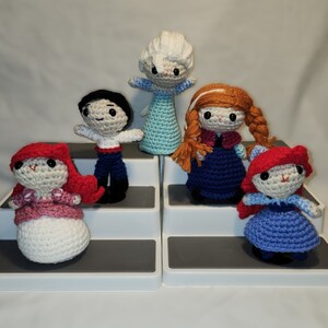 Crochet Elsa Doll bild 4