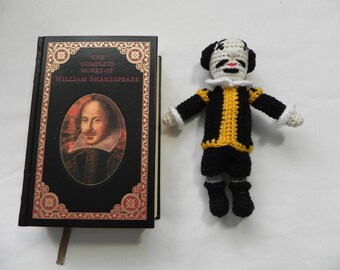 Crochet William Shakespeare | Amigurumi Plush | Fandom Collector | Handmade Collector Doll Gift