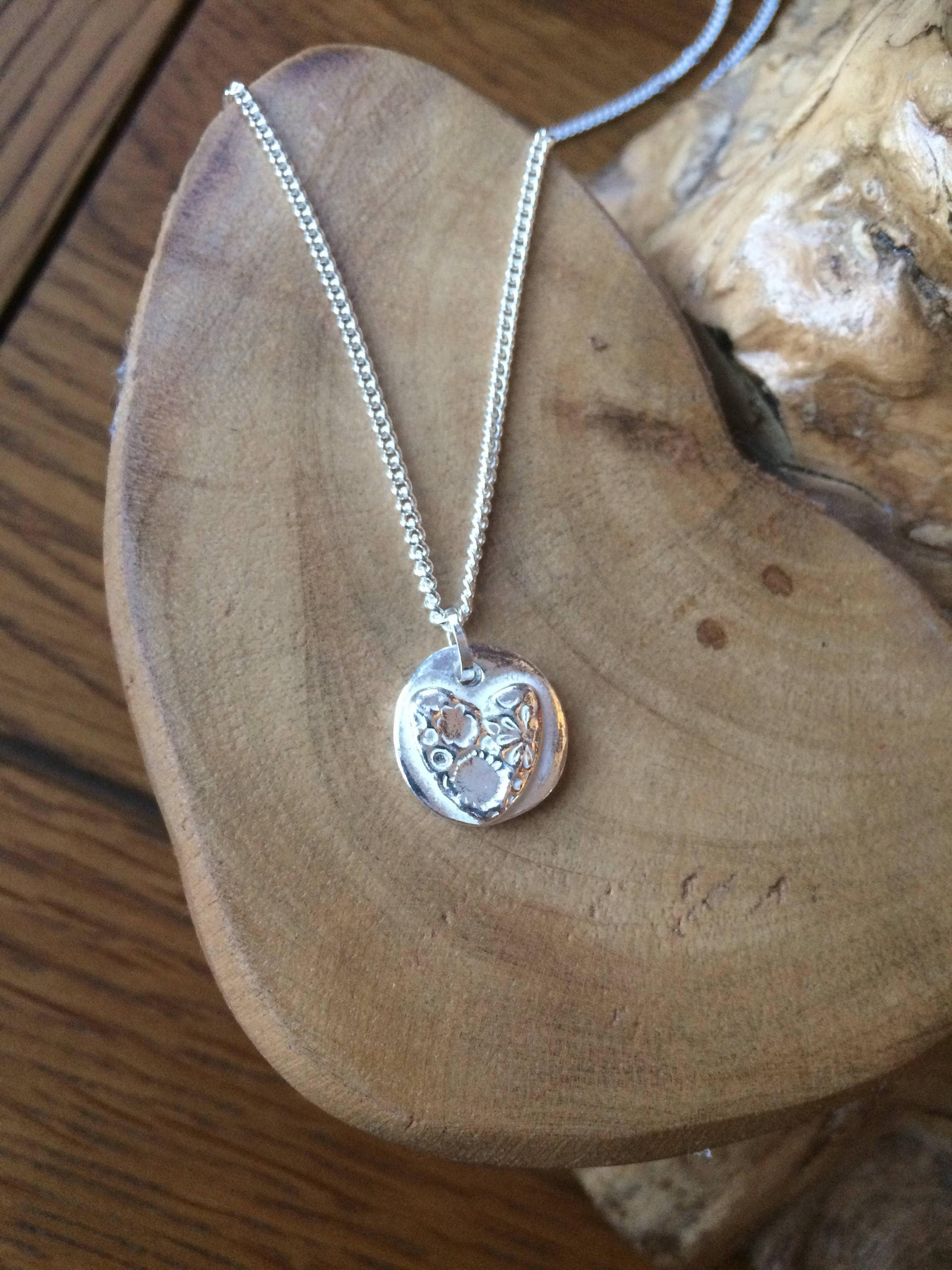 Personalised solid silver button with heart daisy or star pattern