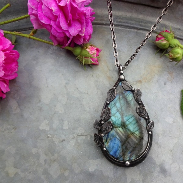 Handmade Original Art Labradorite Necklace on Metal Chain