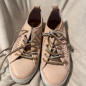 Pink Leather Low Top Sneakers: Blackstone PL87 - US Size 9 / EU 39
