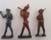 Vintage lot of 3 lead toy soldiers probably date to 1950 39 s, bugler, rifleman, pistol, chippy paint
