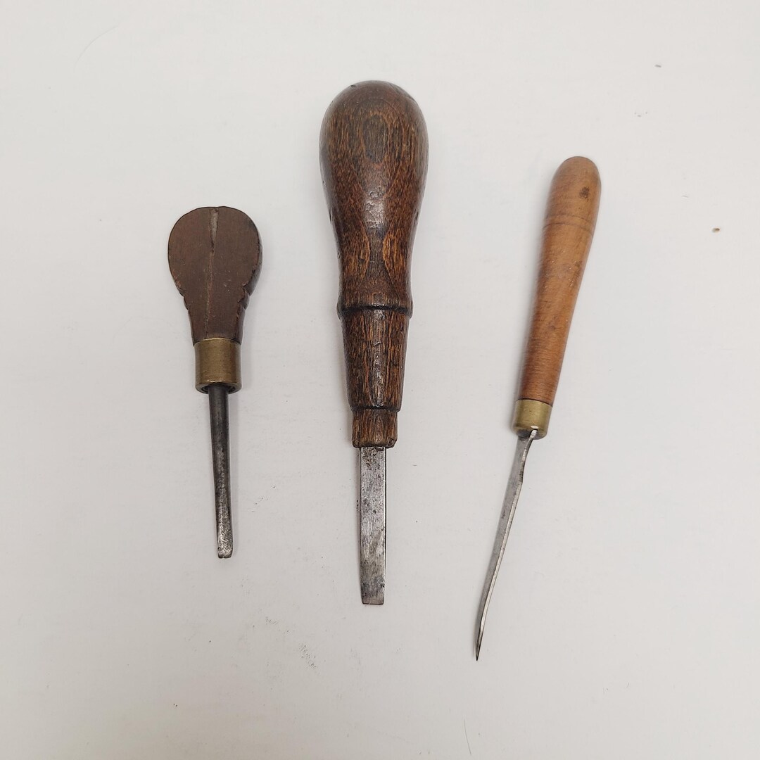 Antique Lot of 2 Flathead/slot Screwdrivers 1 Leather Cutter - Etsy