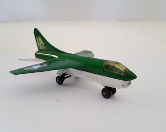 Vintage 1973 Matchbox Skybusters Diecast Corsair A7D Airplane Toy Green 