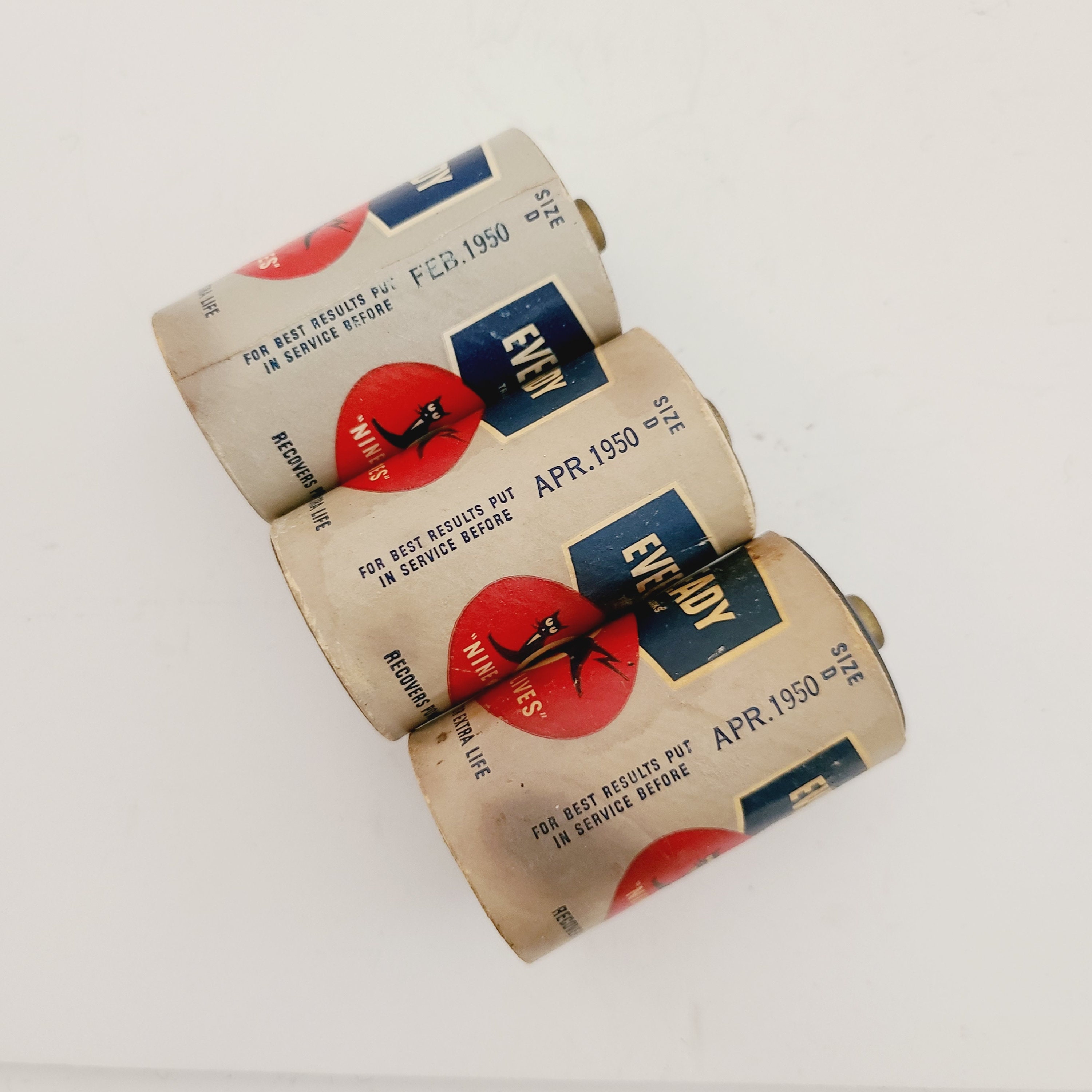 Vintage Eveready D Cell Battery Lot: Black Cat 9 Lives, 1950s