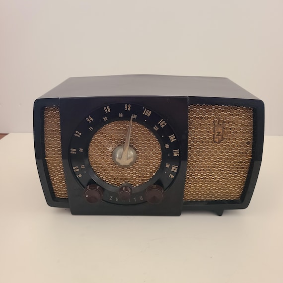 ランキング第1位 Circa Vintage 1950 Tube 7 Top Table Radio AM/FM Zenith ギター