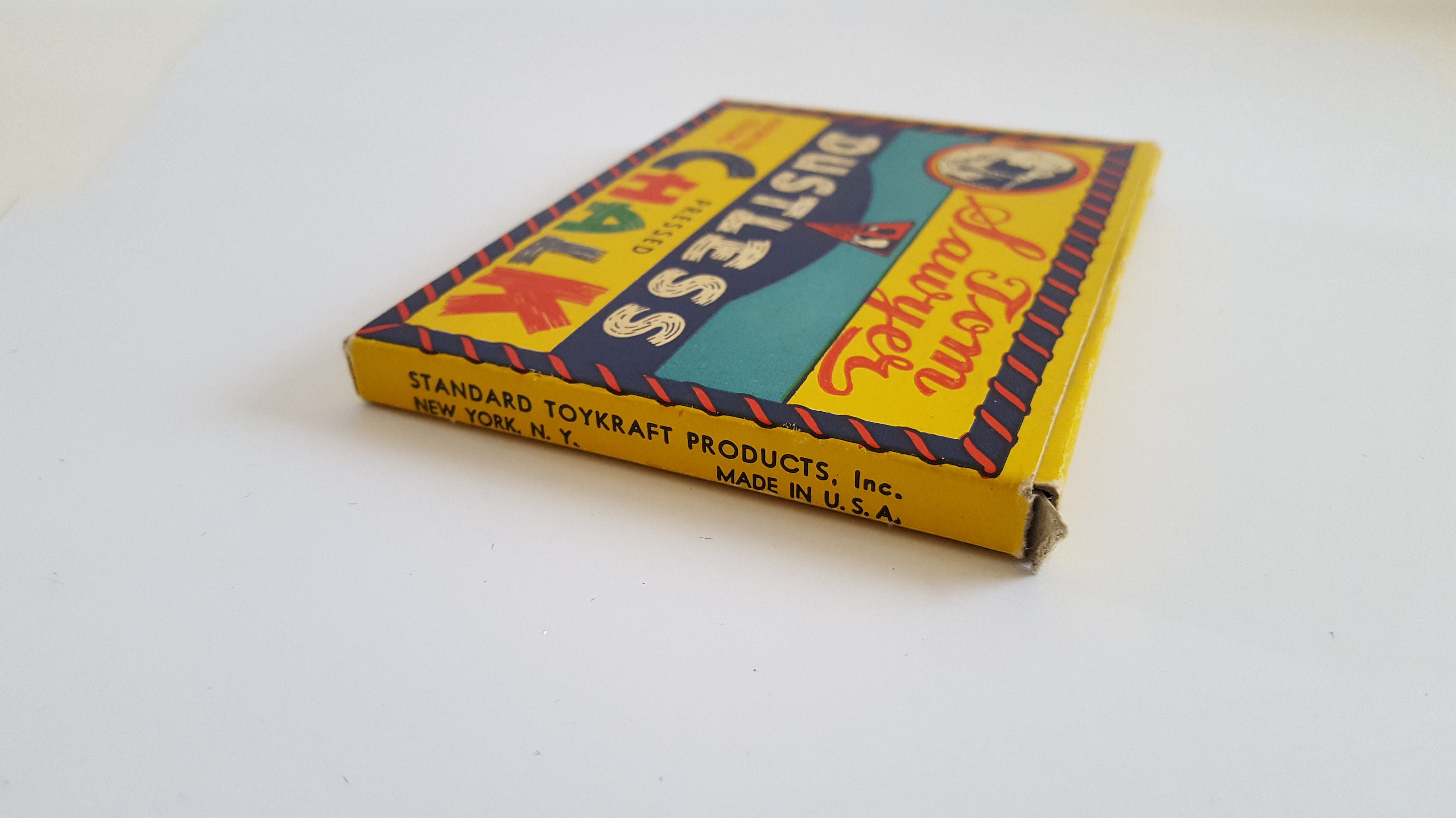Vintage Circa 1950's tom Sawyer Dustless Chalk Standard Toykraft Products,  Excellent Box With Some Chalk Left 